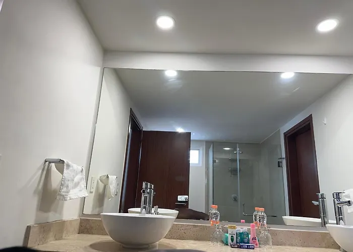 Habitacon Deluxe Con Bano Privado Caminando A La Embajada Americano * Mexico City