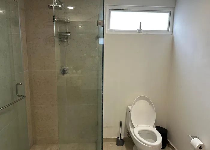 Habitacon Deluxe Con Bano Privado Caminando A La Embajada Americano * Mexico City