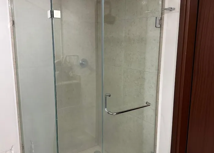 Habitacon Deluxe Con Bano Privado Caminando A La Embajada Americano *